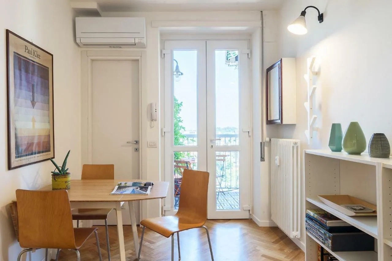 Appartamento Joivy Homey 1-Bed With View Near Citylife Milano